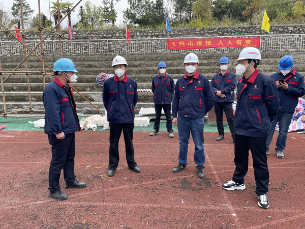 公司黨委書記檢查指導(dǎo)田家炳中學(xué)隔離點(diǎn)項(xiàng)目建設(shè)工作 公司黨委書記檢查指導(dǎo)田家炳中學(xué)隔離點(diǎn)項(xiàng)目建設(shè)工作